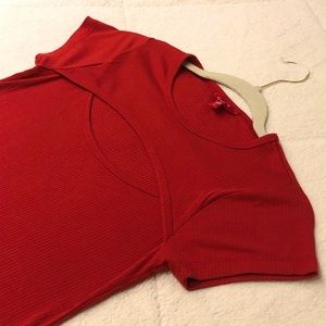 Guess Red Ribbed Cutout Tee ♥️⁉️